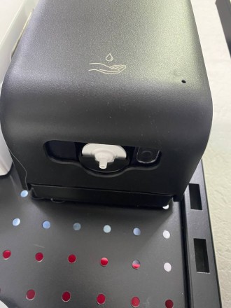 Дозатор для ЖИДКОГО ДЕЗ СРЕДСТВА WisePro M240A-BD наливной автоматический 1000 мл, черный / 72125