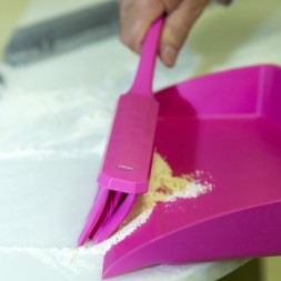 Совок Vikan для мусора, 295 мм пластик розовый / 56601