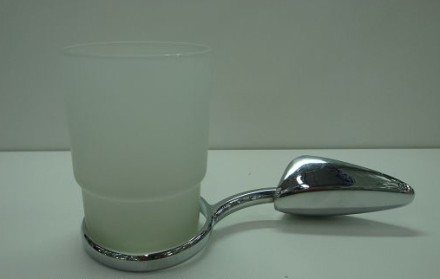 Стакан настенный одинарный D-Lin стекло металл хром / D210200